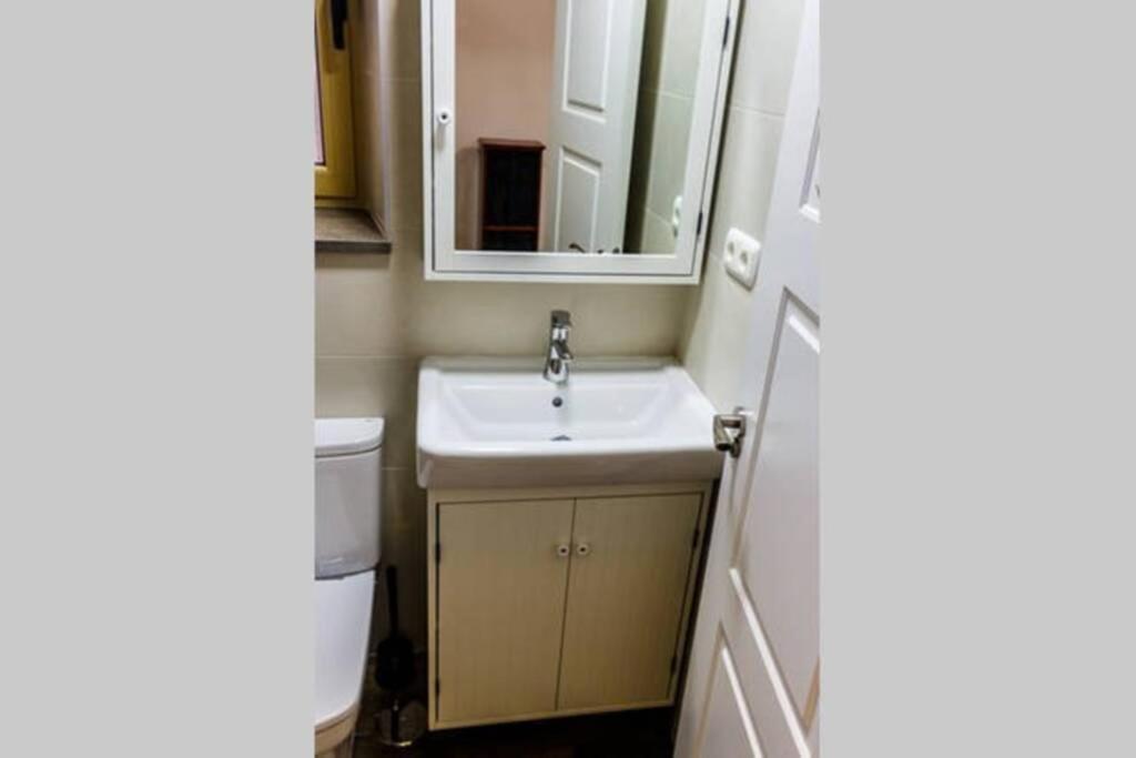グラナダBonito Apartamento Junto A Paseo De La Bombaアパートメント エクステリア 写真