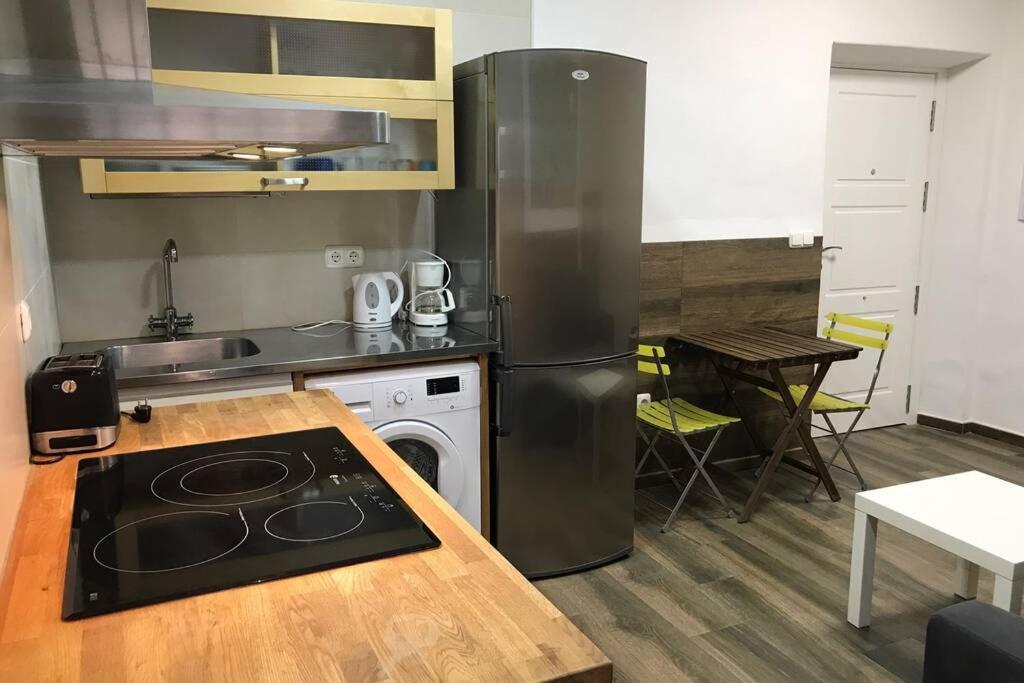 グラナダBonito Apartamento Junto A Paseo De La Bombaアパートメント エクステリア 写真